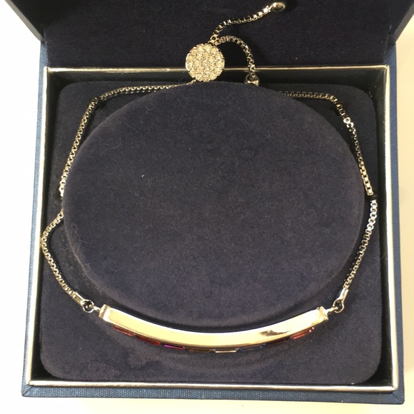 Genuine crystal adjustable bracelet. - Picture 3 of 3